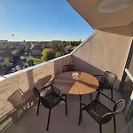 Apartment Jokai Corner